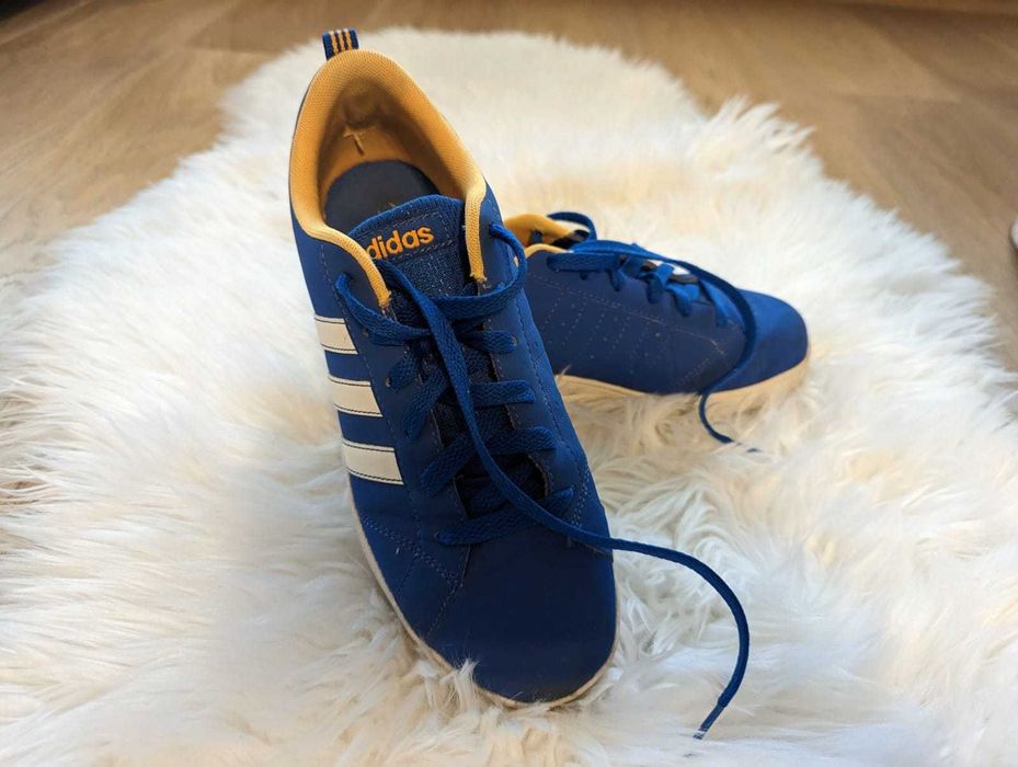 Adidasi Adidas dama, 37