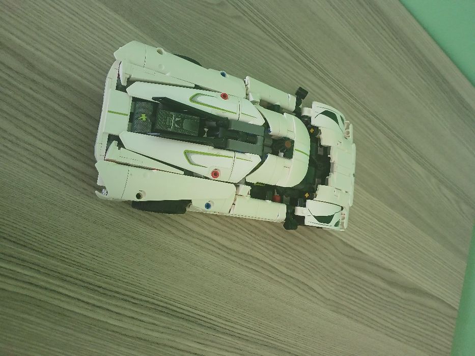 Vând lego technic Koenigsegg ‼️‼️