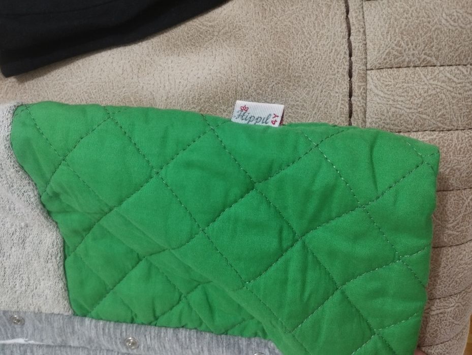 Голям лот детски дрехи