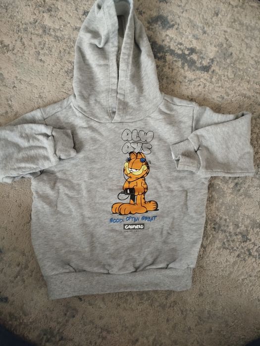 Детски дрехи и обувки 1-2-3 години на символични цени за момче