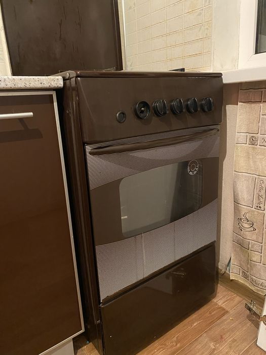 Продается газплита Гефест