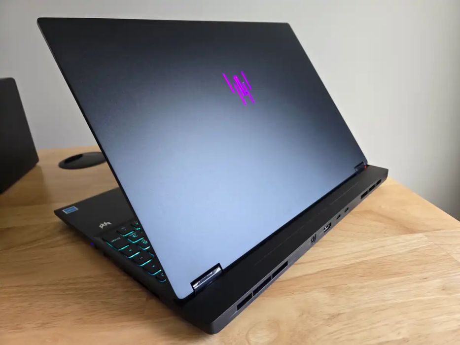 Acer Predator Helios Neo 16S AI | RTX 5060 | OLED