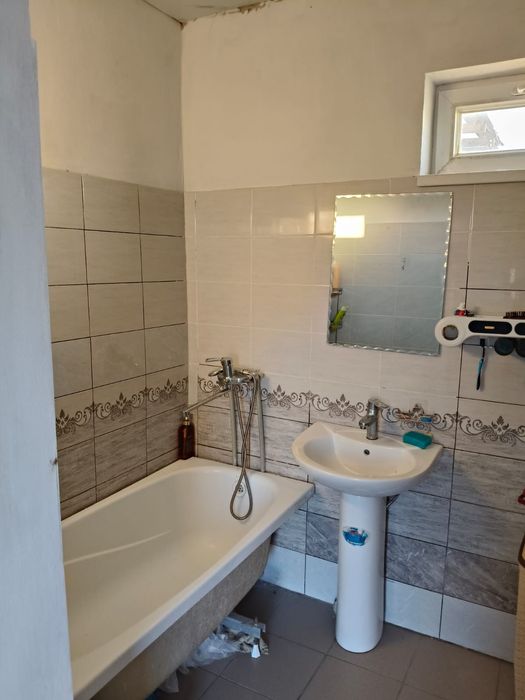 Тез арада 3 бөлмелі времянка сатылады