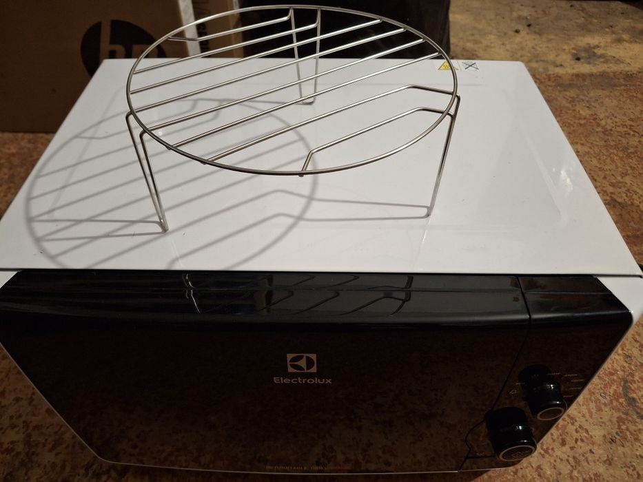 микровълнова electrolux micro 1250 w grill 1000 w