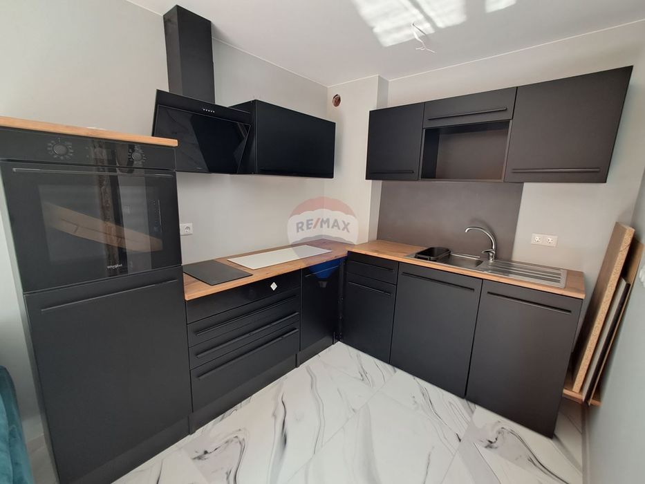 Продава се Двустаен апартамент в Варна, Възраждане 3 - 64 кв.м за 1036 €/кв.м - Снимка #1