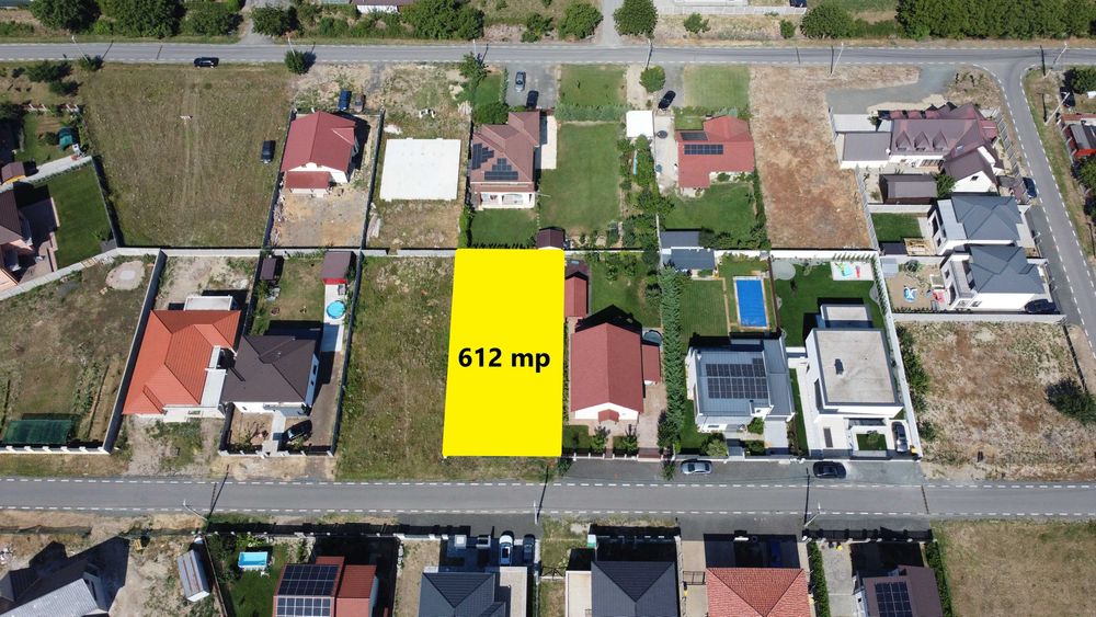 Parcela la asfalt cu zona verde mare in fata parcelei. 0% Comision prin Poremo Imobiliare
