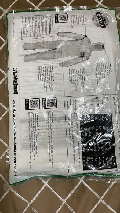 Плащ непромокаемый