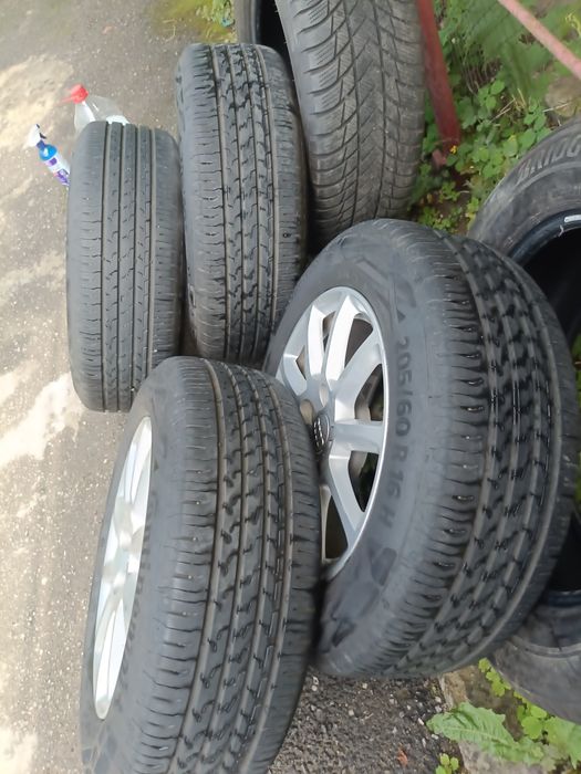 De vânzare jante aliaj 16*5/112 :j ptr Audi A4,echipate cu anvelope vara 205 60 16