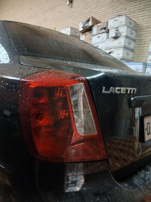 Продаётся Ж/м оригинал задние фары от Ласетти !!!