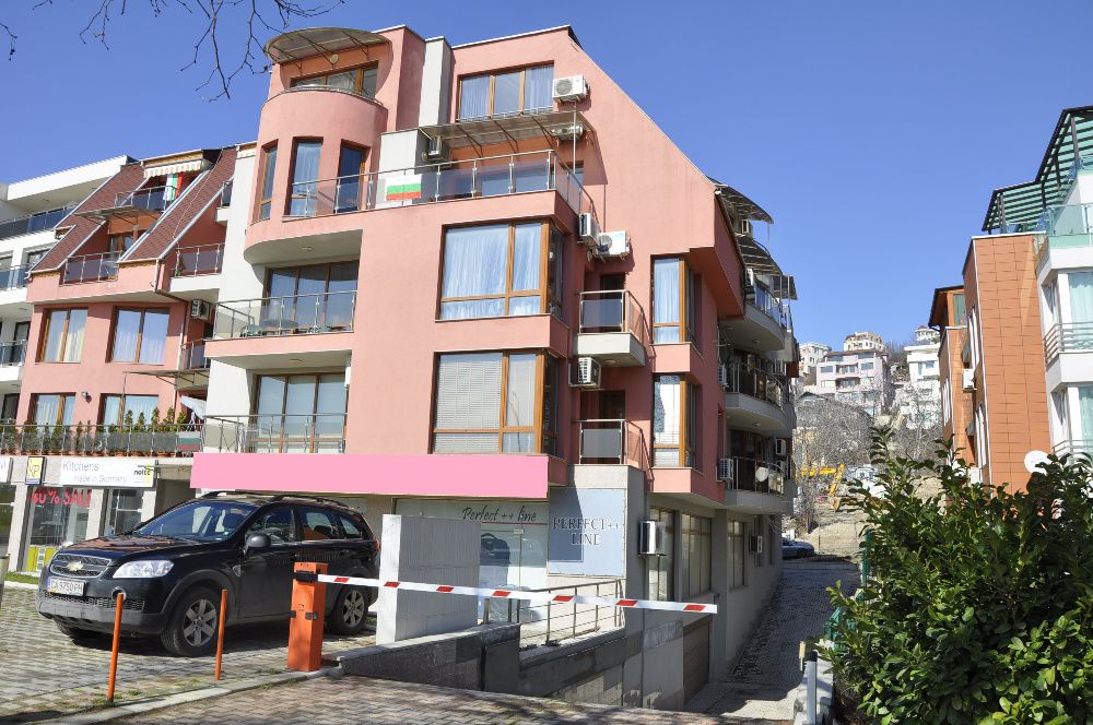 ”Черноморски бриз” 2-стаен лукс апартамент