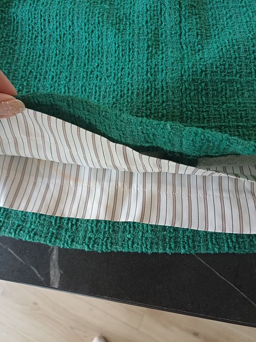 Нова пола Lucy в зелен цвят