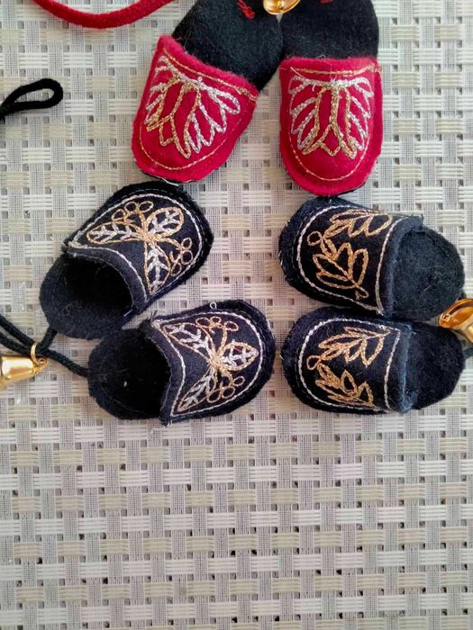 Родопски терлици и пантофи