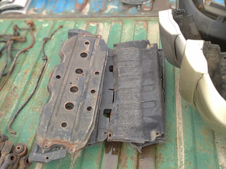 Авторазбор Mitsubishi  Montero Sport. Challenger