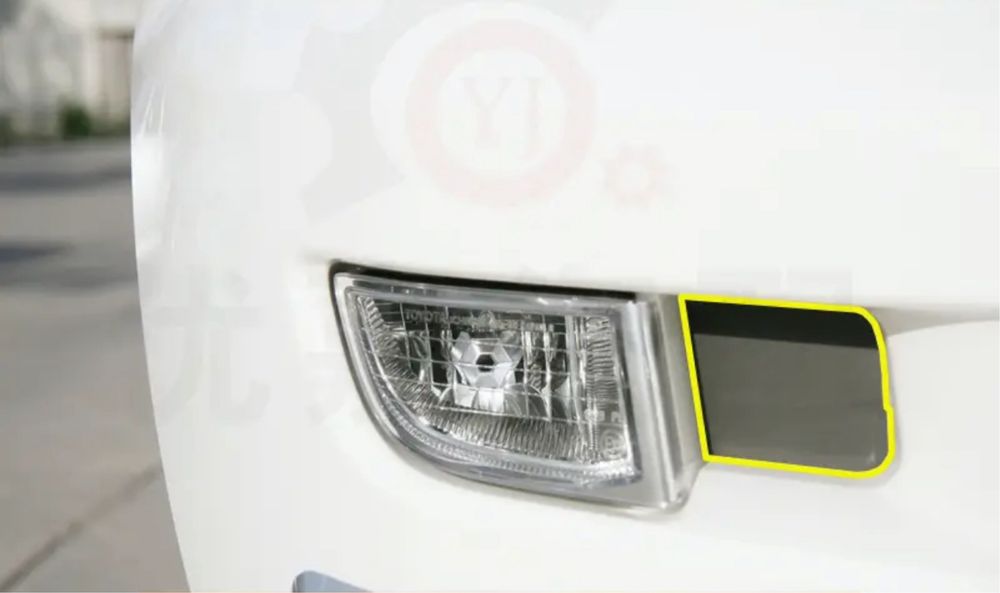 Заглушка бампера Прадо 120 лючок туманки молдинг окошко Тойота бампер