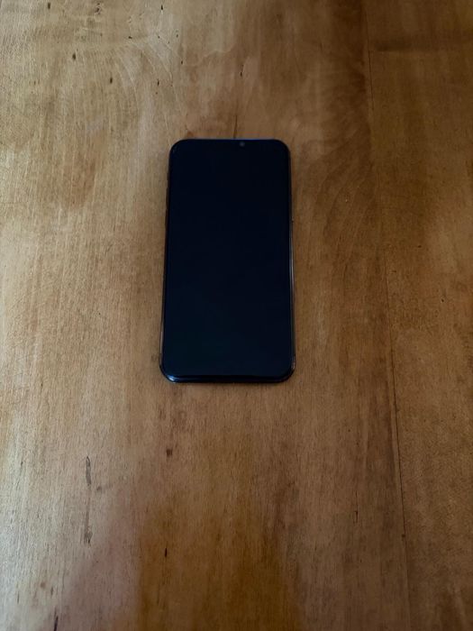 Vind telefon Iphone 11 pro