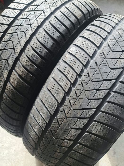 2 anvelope iarnă 245 50 r19 Pirelli