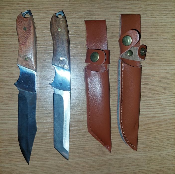 Cutit timp liber cu teaca doua modele