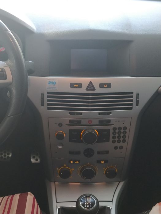 Autoturism Opel Astra h