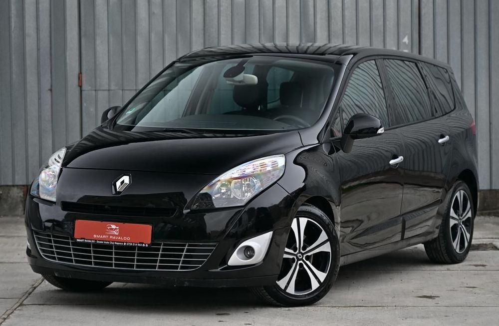Renault Grand Scenic Garanție Rate