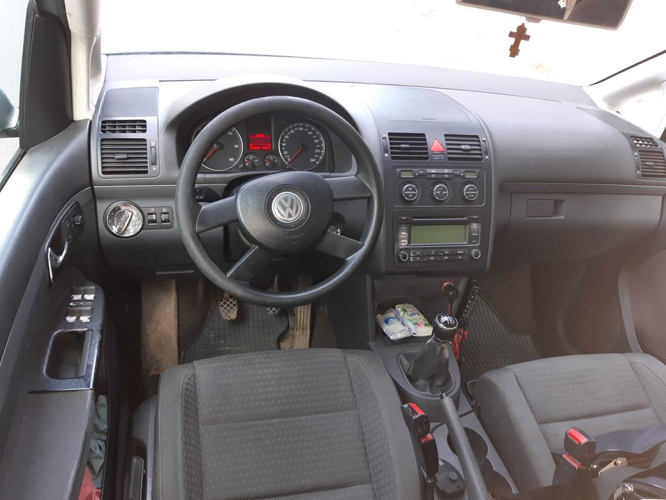 Vand Touran,2005,140 CP,stare f. bună