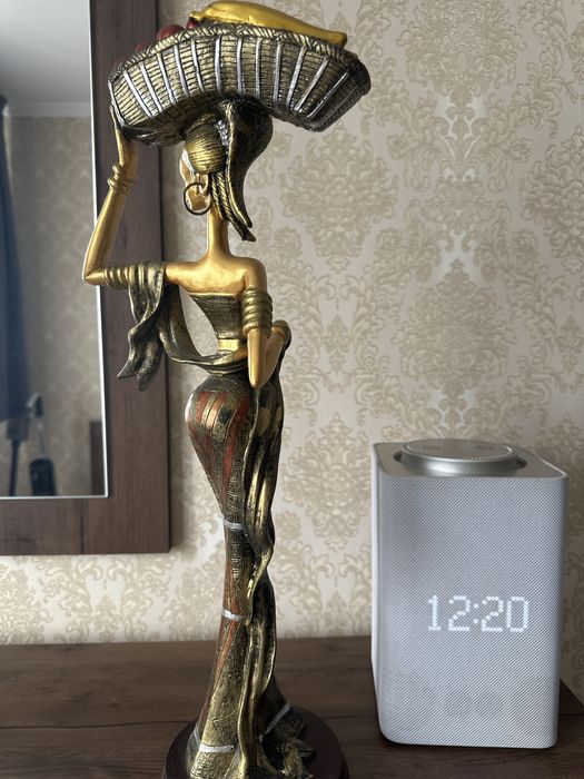 Продам статуэтку