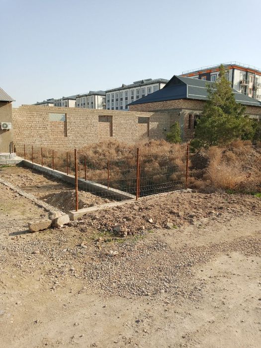 Yer uchaska Sotiladi