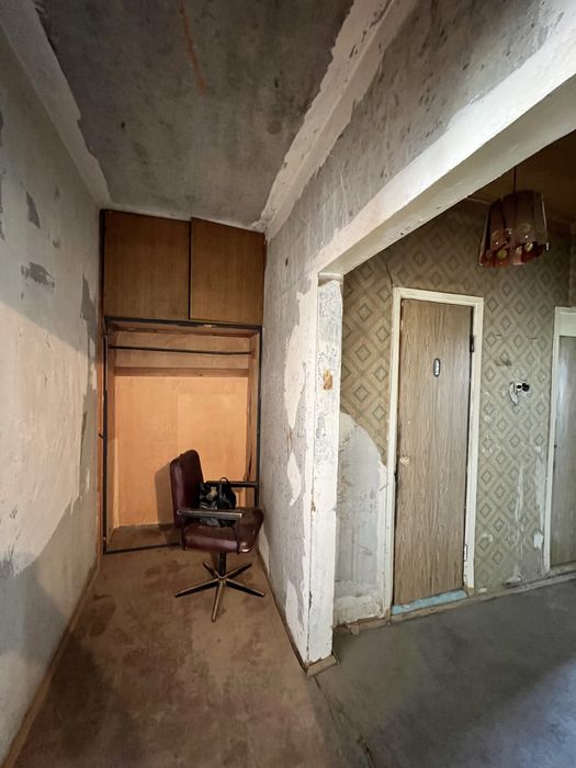 Срочно Продам 2-Комнатную Сергели 7 Г.24 на 9 этаже 2/9/9