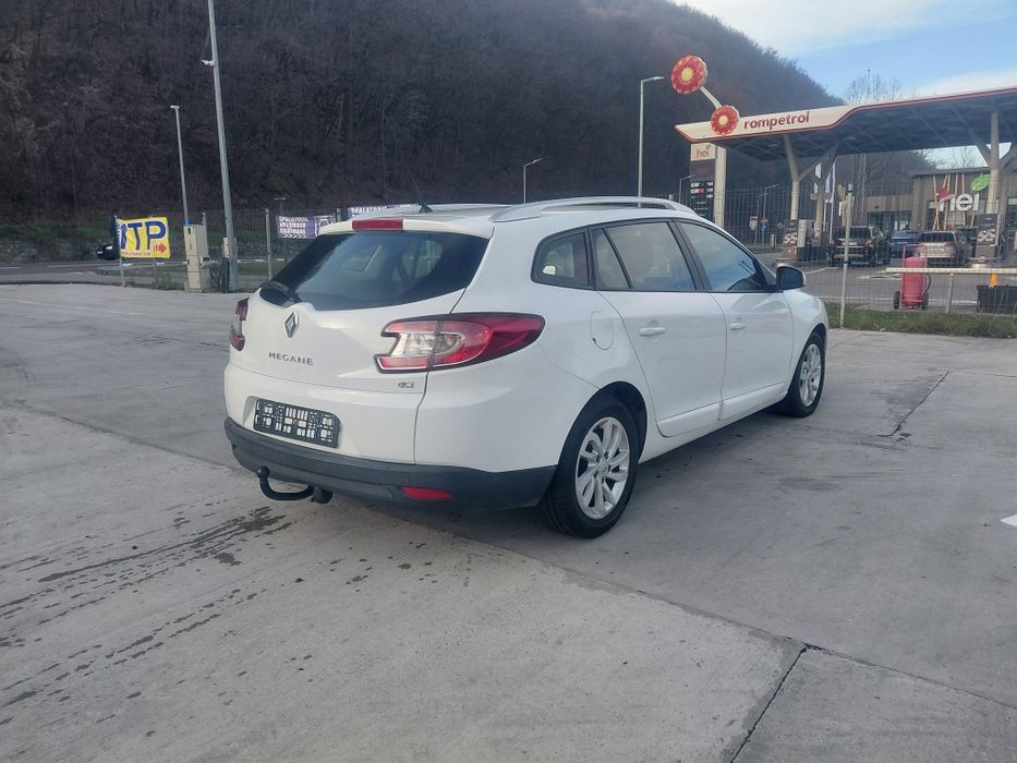 Renault megane facelift 4. 1,5 diesel 110 cai an 2013 euro 5 Carlig/Incalzire scaune /