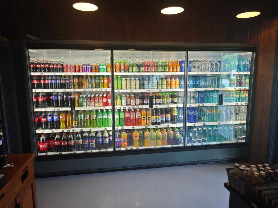 Vitrina verticala refrigerare TAIGA - fara agregat/ 5 usi - 290 cm/NOU