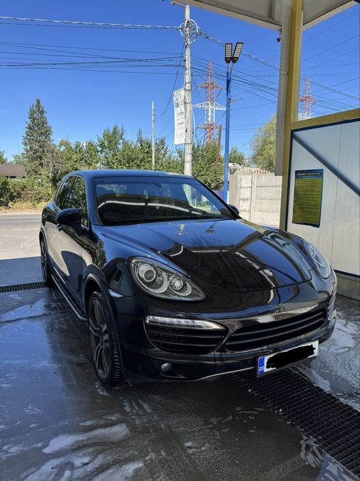 Porsche Cayenne 3.0 Diesel V6 – 305 CP – Întreținut exemplar