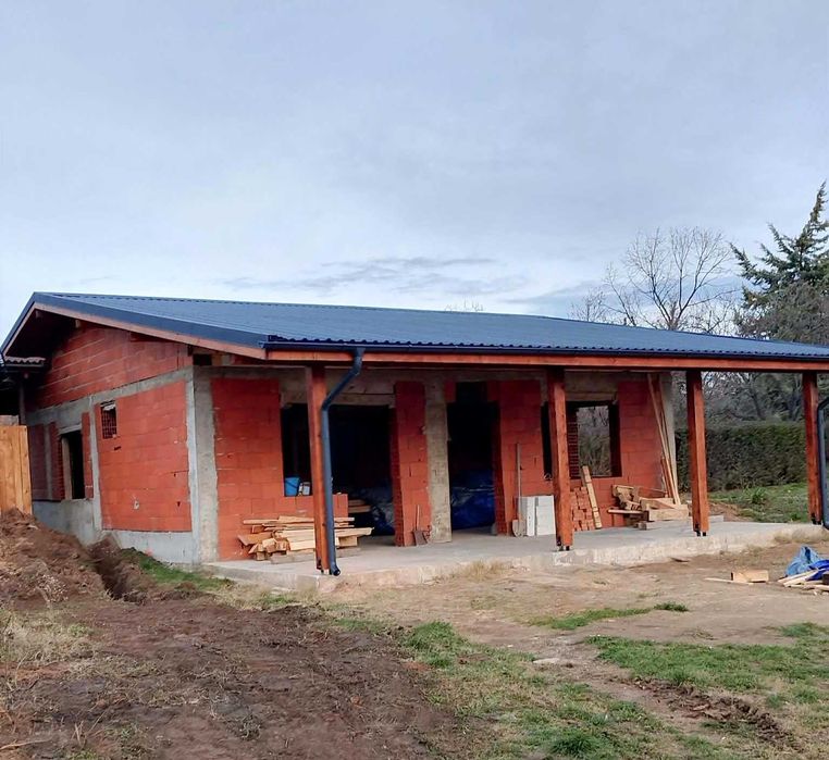 Качество,без компромис - Ремонт на Покриви и Дървени конструкции