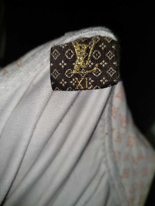 Jacheta Hanorac Louis Vuitton alb cu broderie aurie