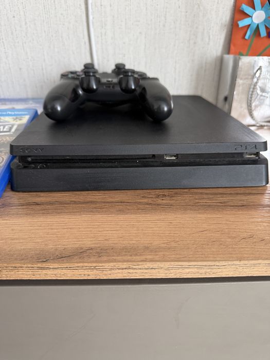 Срочно Продается Playstation 4