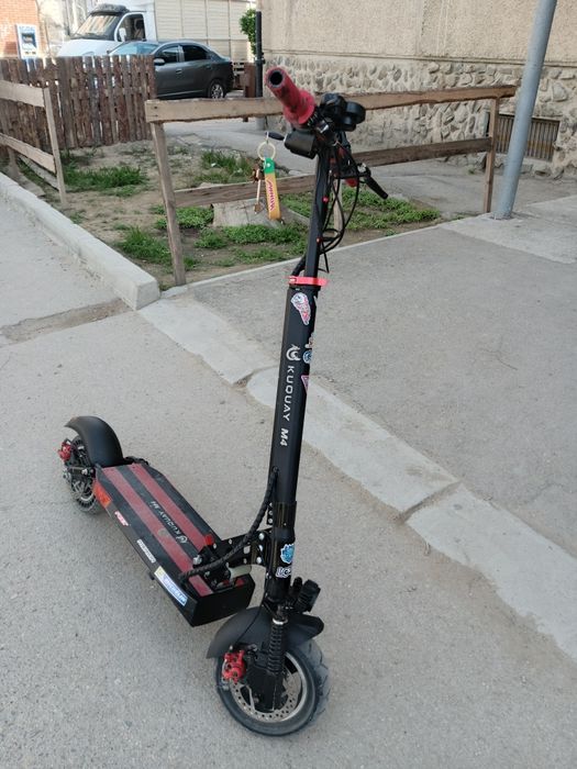 Электросамокат куго м 4