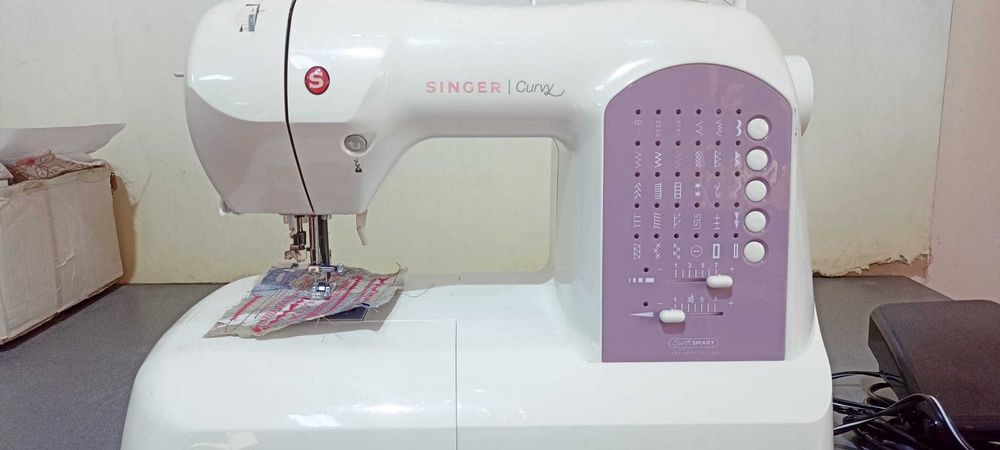 Masina de cusut Singer Curvy gama larga de cusaturi ornamentale