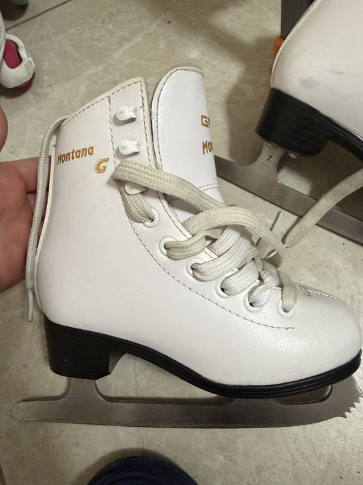 Коньки белые 27 размера