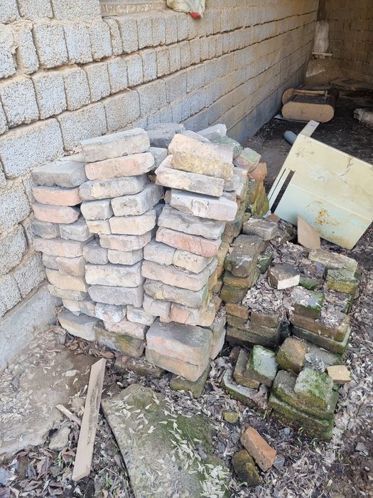 Кирпич и шлокоблок