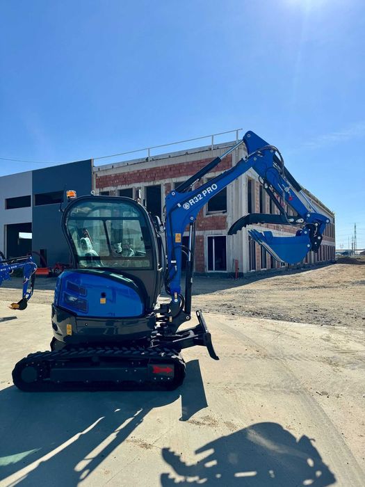 Miniexcavator RIPPA R32 PRO