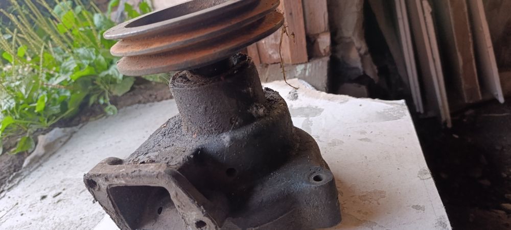 продам помпа Гур насос на ямз мотор