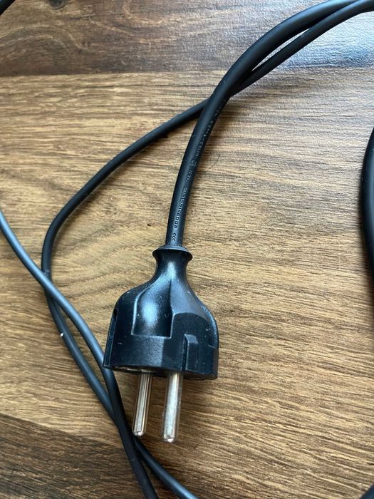 Лаптоп Dell XPS 9310 13,4 Inch Intel i7-1185G7 Като НОВ