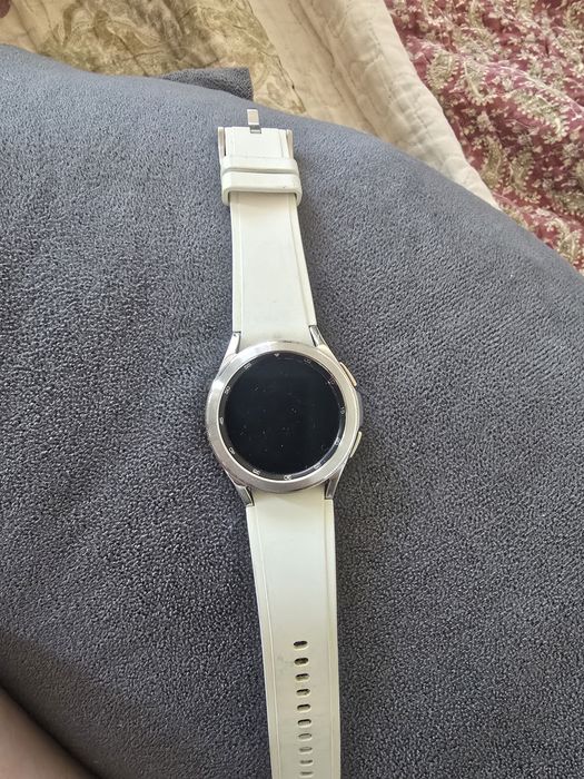 Часы Samsung galaxy watch classic 4