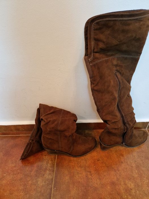 Cizme lungi deasupra genunchiului piele întoarsă mărimea 38