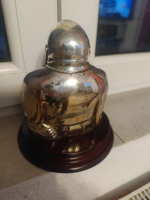 Statueta Buddha -postament mahon