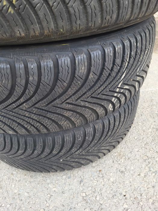 Зимни гуми 215 60 17 Michelin Alpin 5 ДОТ 3016 4 броя Цена 100лв