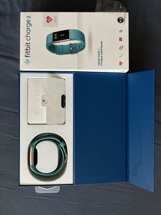 Смарт часовник Fitbit charge 2