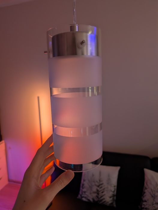 Лампа пендел със 3 стъклени абажури