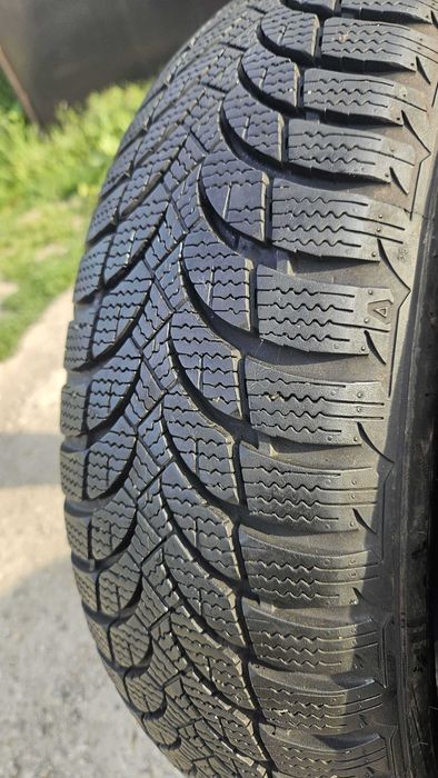 185/65 R15 • Iarna • Nexen Winguard Snow G WH2 88T | 2 buc | DOT 2022 | Pret/buc