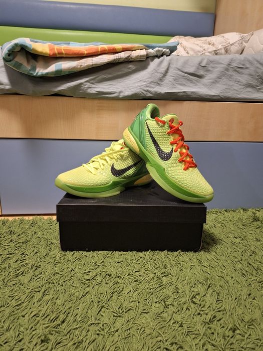 Nike kobe grinch 2020 44.5