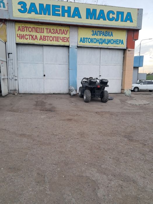 Два гаража с ямами