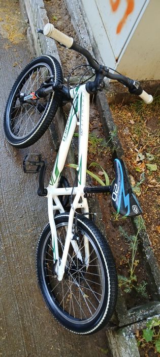 Велосипеди 2 х 20 и 1 х 24